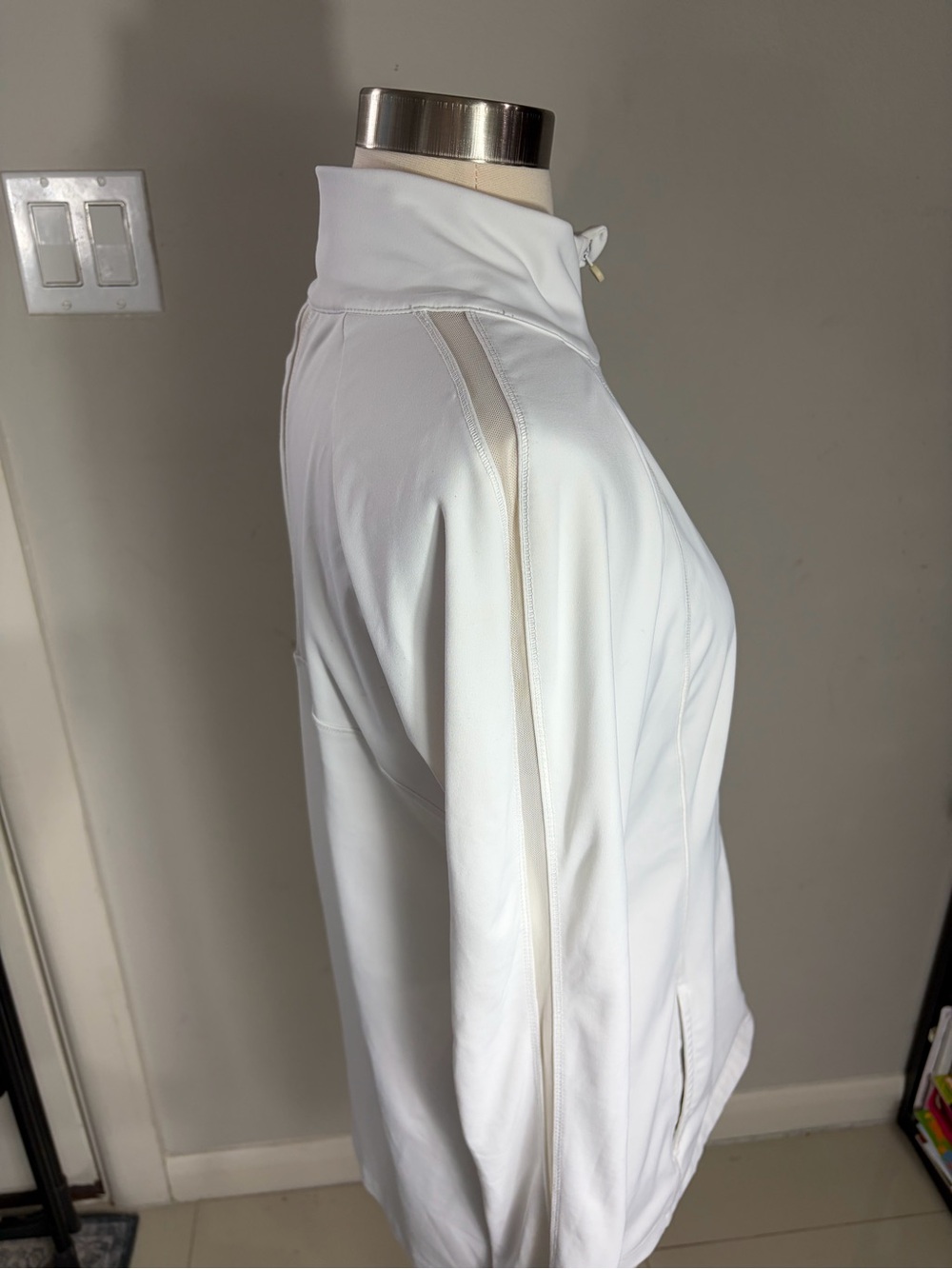 Apana White Lightweight Active Zip Jacket size M - Picture 4 of 16